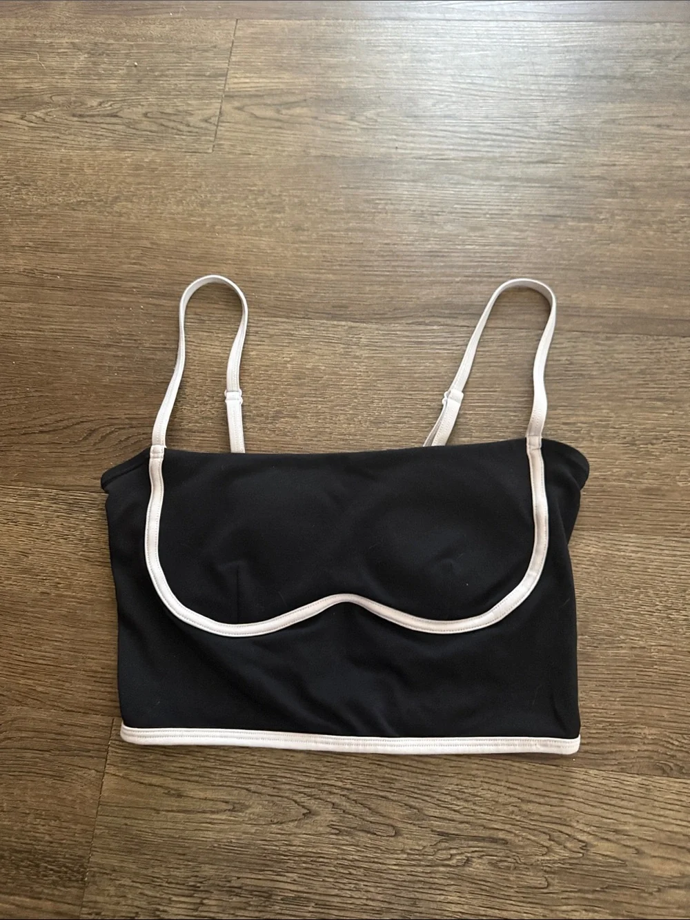 ALO Yoga Black Crop Top with White Trim